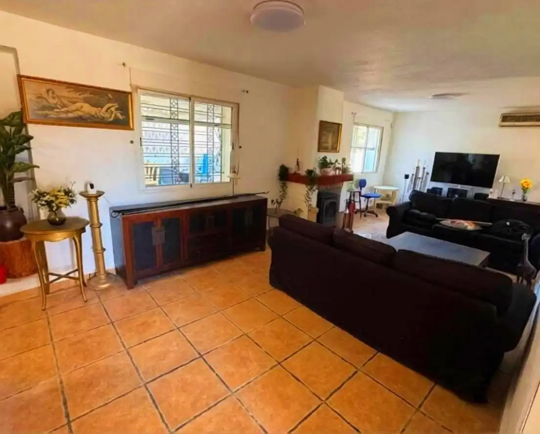 Sala d'estar de Casa o xalet en venda en Cox amb Piscina