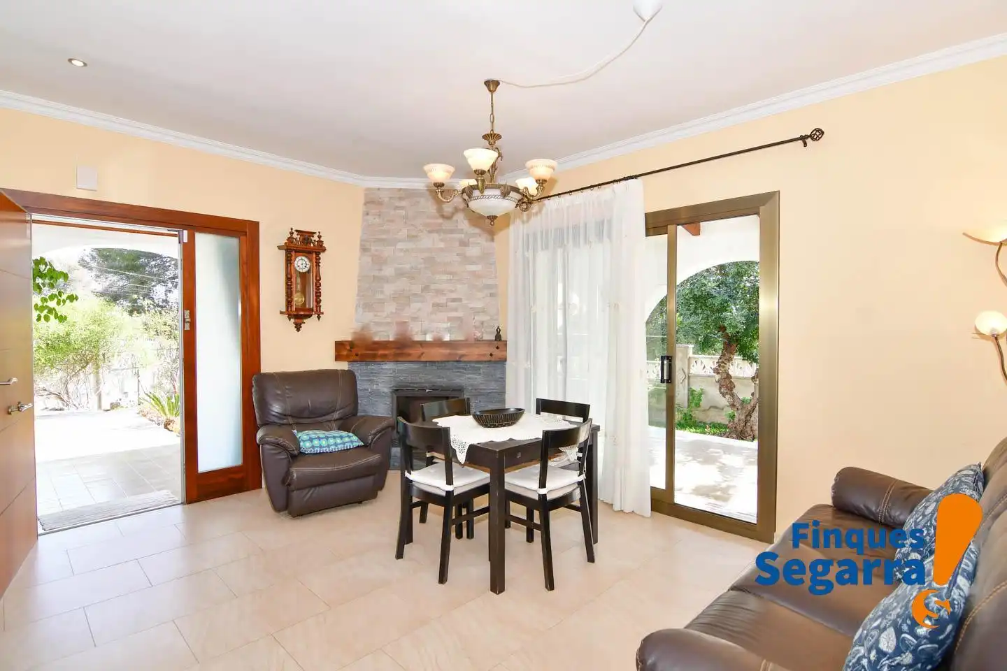Sala de estar de Casa o chalet en venta en El Vendrell con Jardín privado y Terraza