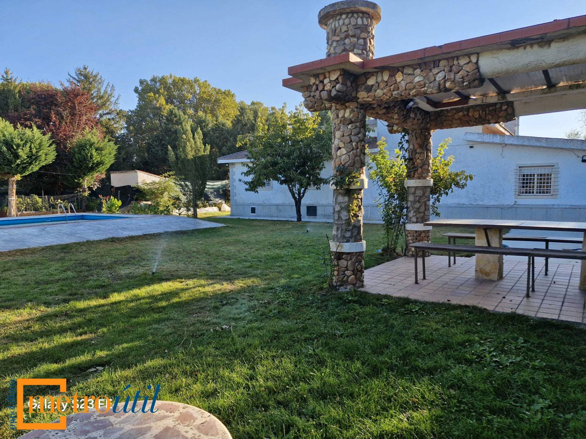 Jardí de Casa o xalet en venda en Villagonzalo de Tormes amb Calefacció, Jardí privat i Terrassa