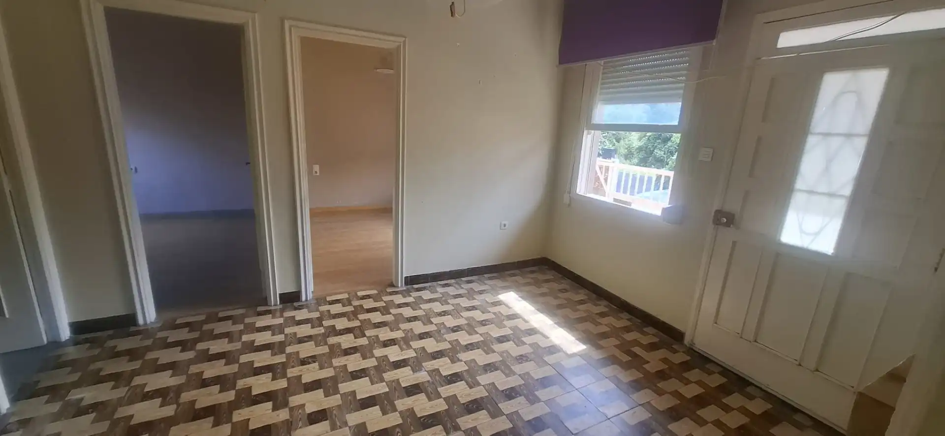 Dormitori de Casa o xalet en venda en Vigo  amb Jardí privat i Terrassa