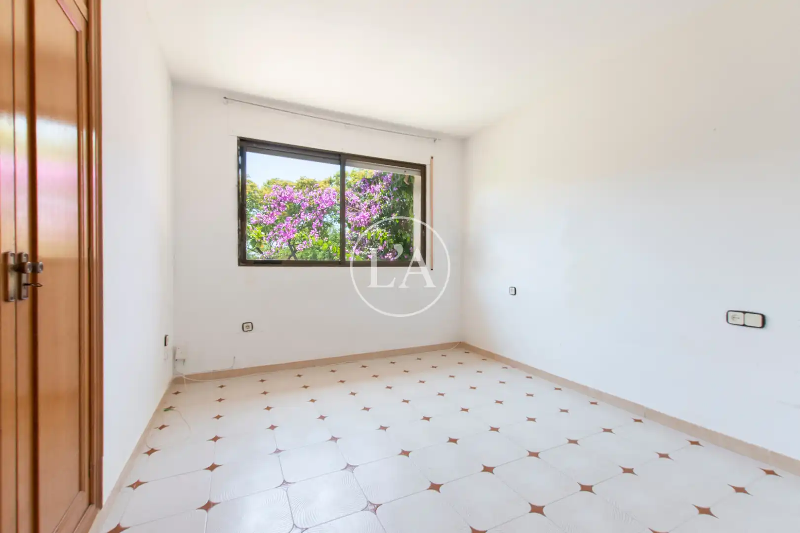 Vista exterior de Casa o xalet en venda en Cambrils amb Jardí privat, Terrassa i Traster