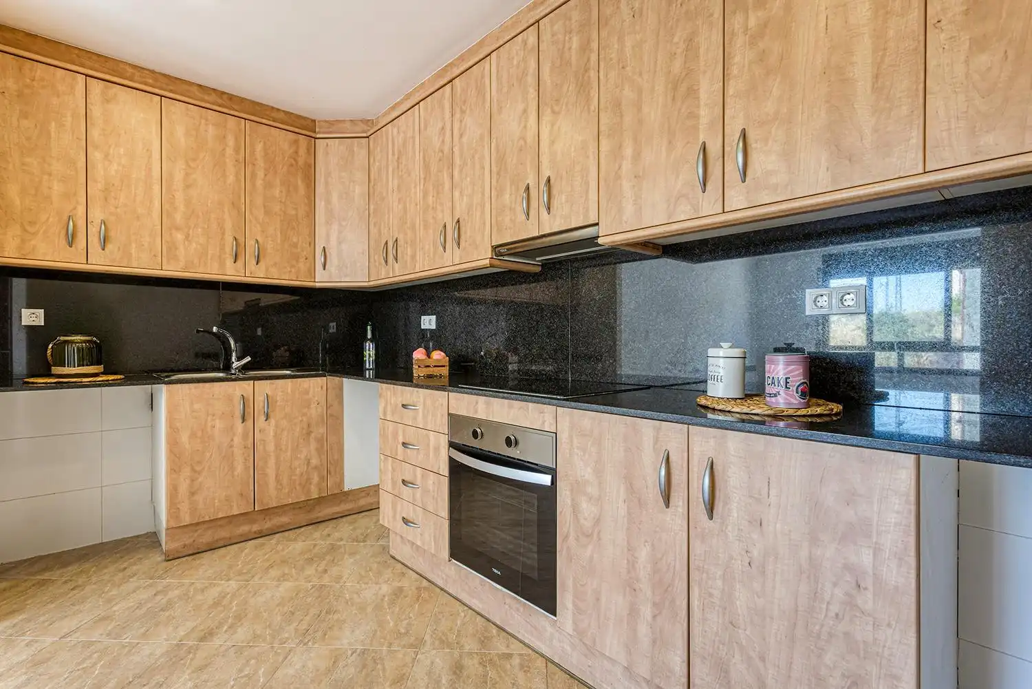 Küche von Wohnung zum Verkauf in Vilanova del Camí mit Heizung, Terrasse und Balkon