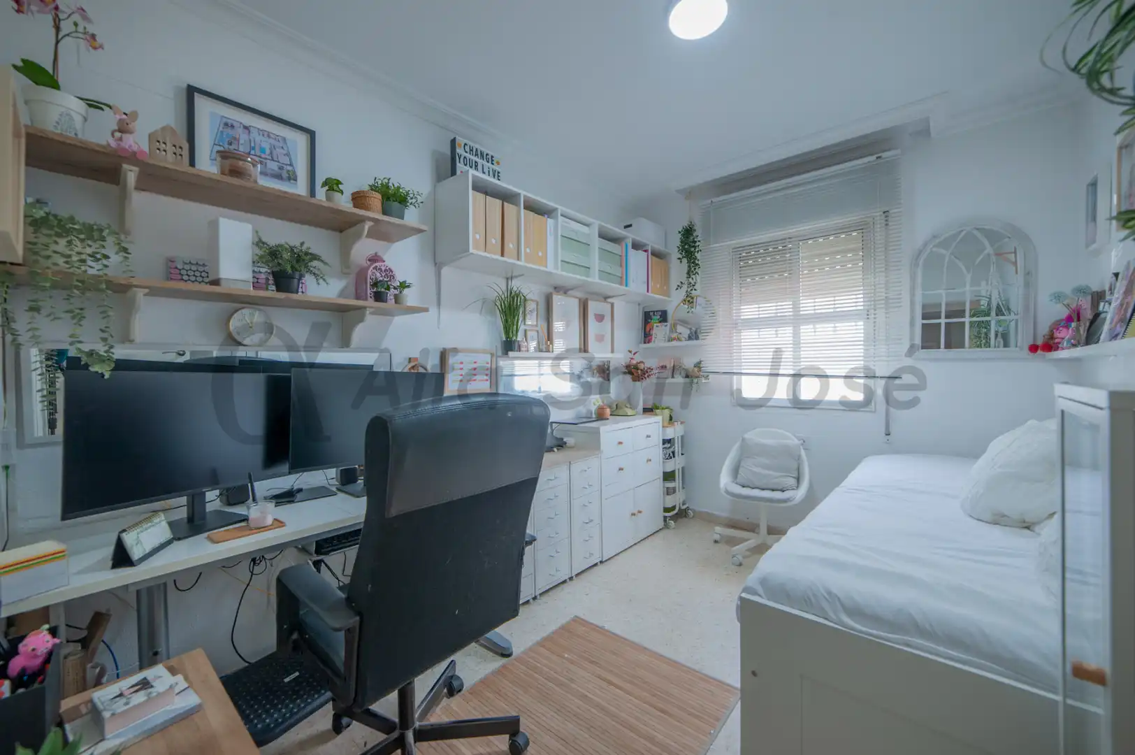 Habitación de Piso en venta en La Rinconada con Aire acondicionado