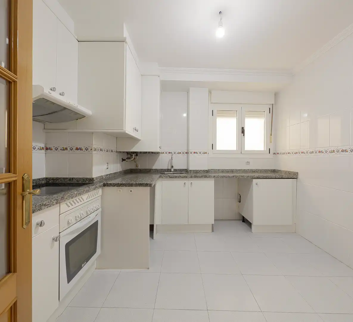 Kitchen of Flat for sale in Centro