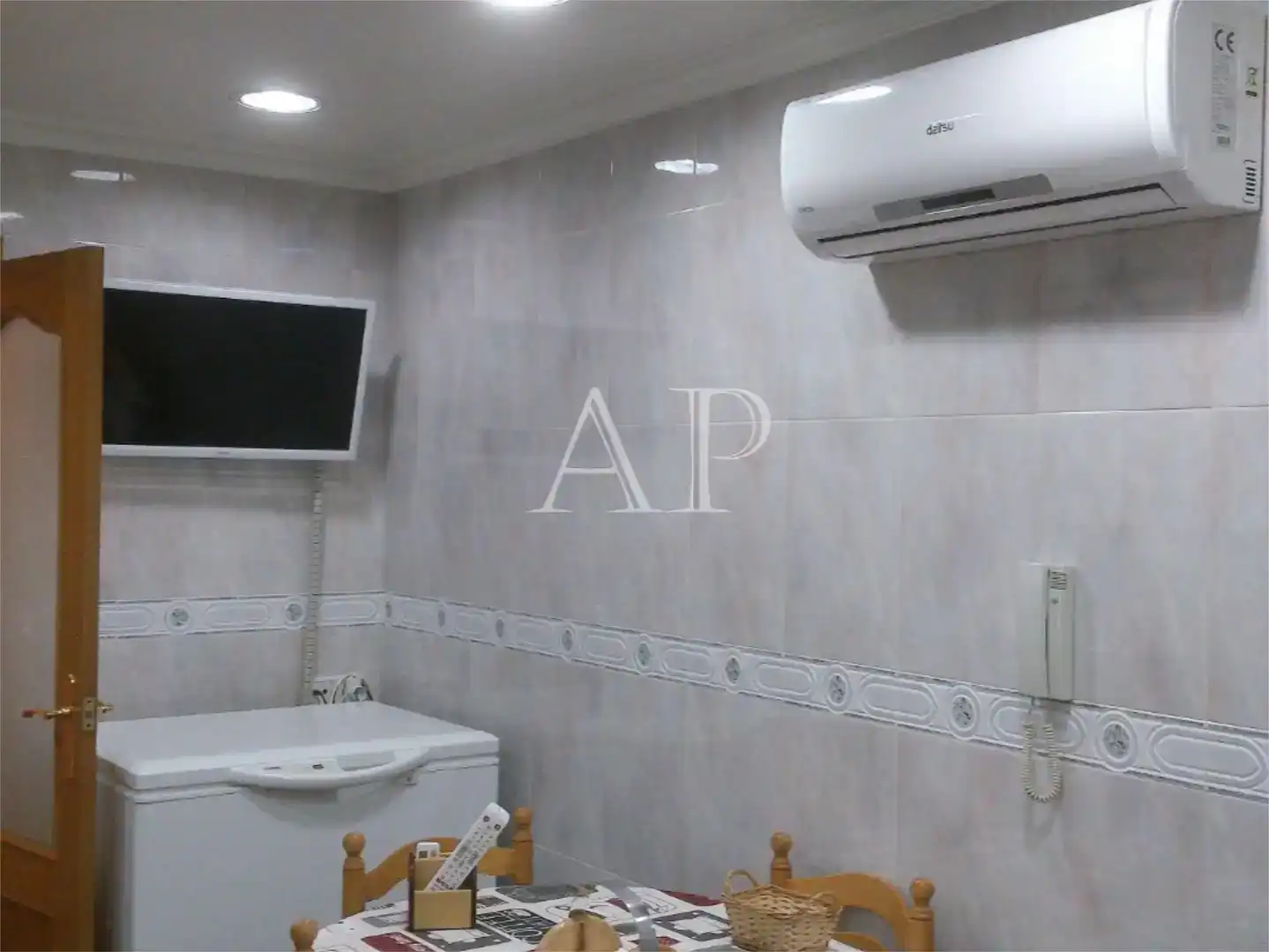 Baño de Piso en venta en Elche / Elx con Aire acondicionado y Balcón