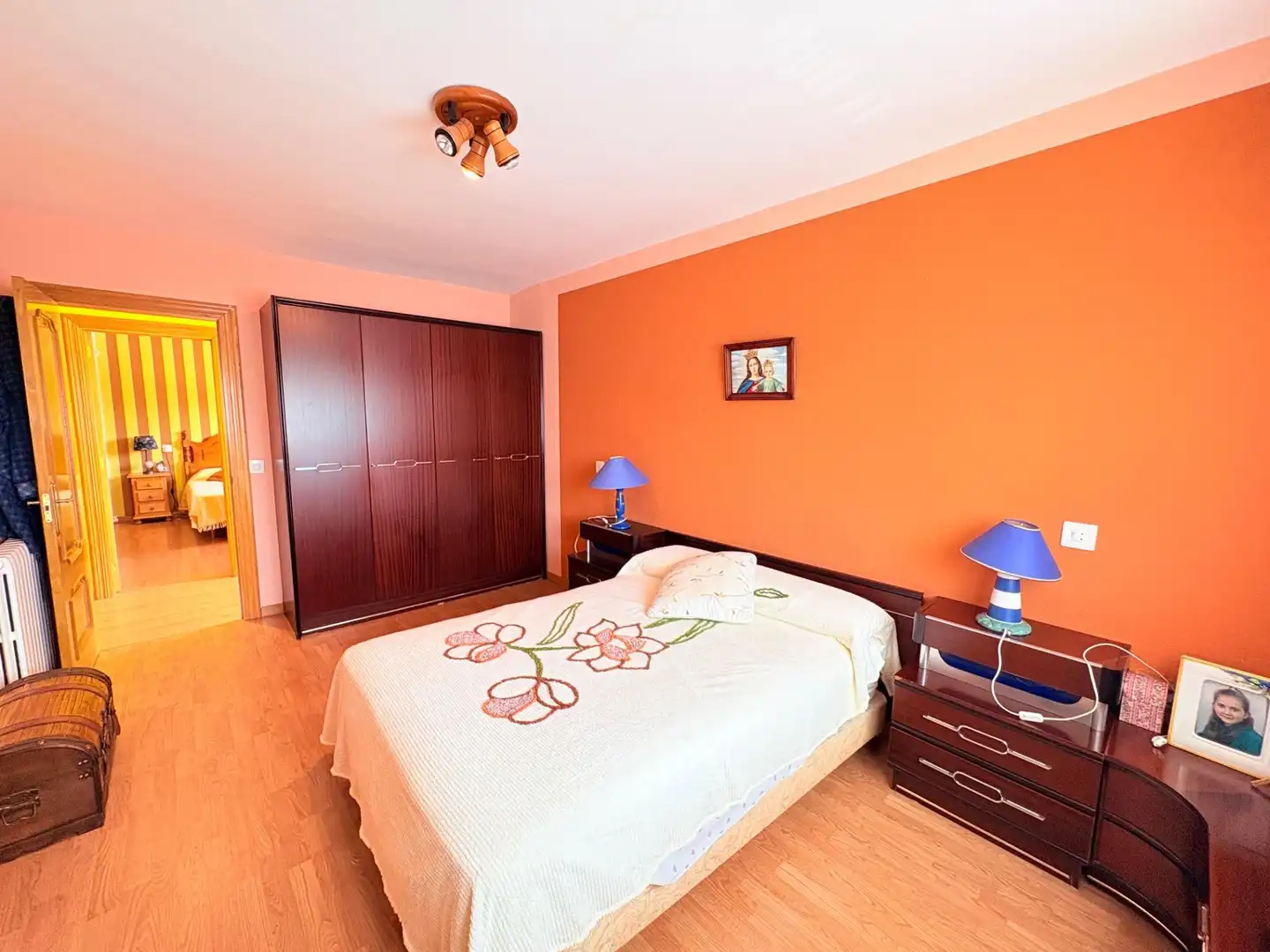 Habitación de Casa o chalet en venta en Ponferrada con Calefacción, Jardín privado y Terraza