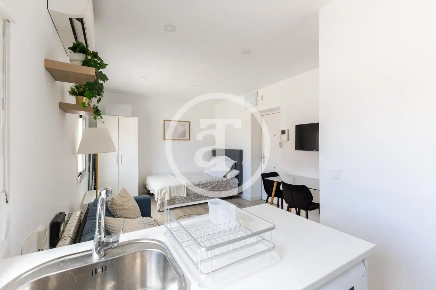 Wohnung zur Miete in Calle Clara del Rey, Prosperidad