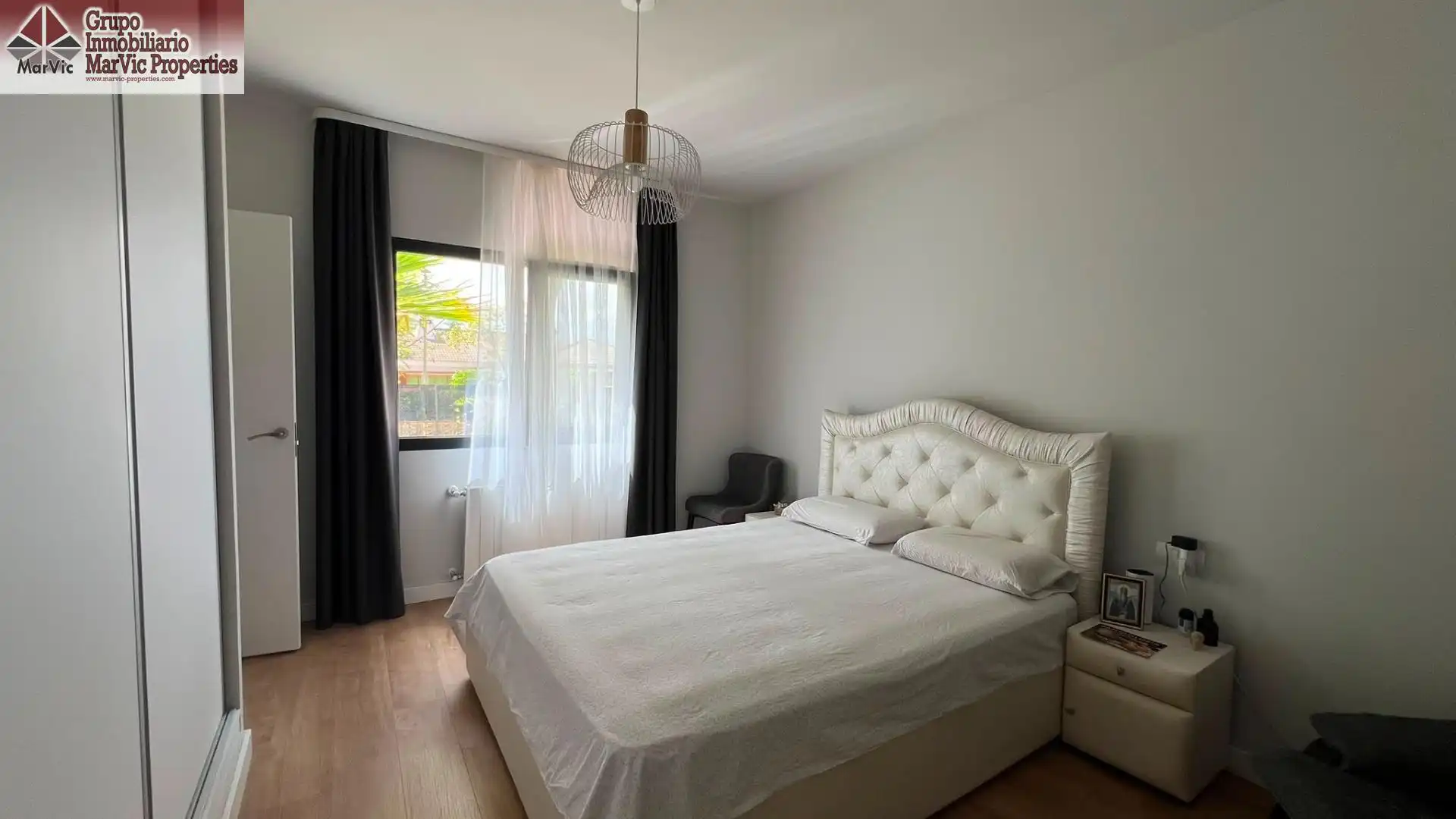 Habitación de Casa o chalet en venta en Benidorm con Aire acondicionado, Terraza y Piscina