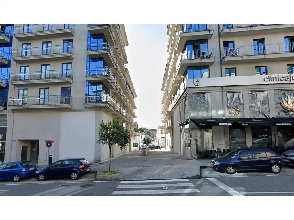 Local en venta en Avenida Barcelona, Campus Sur - Santa Marta