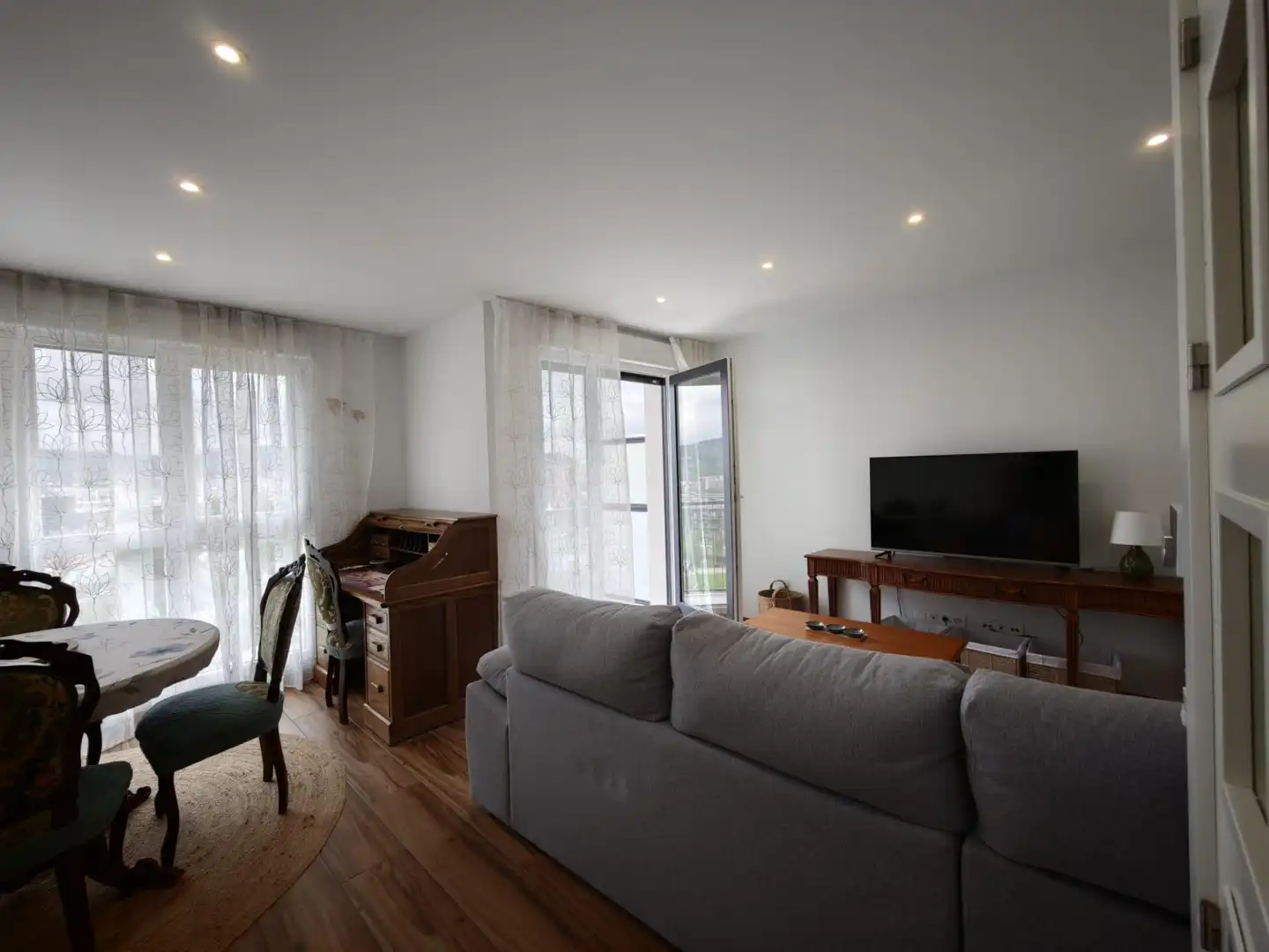 Sala d'estar de Pis de lloguer en Bilbao  amb Calefacció i Terrassa