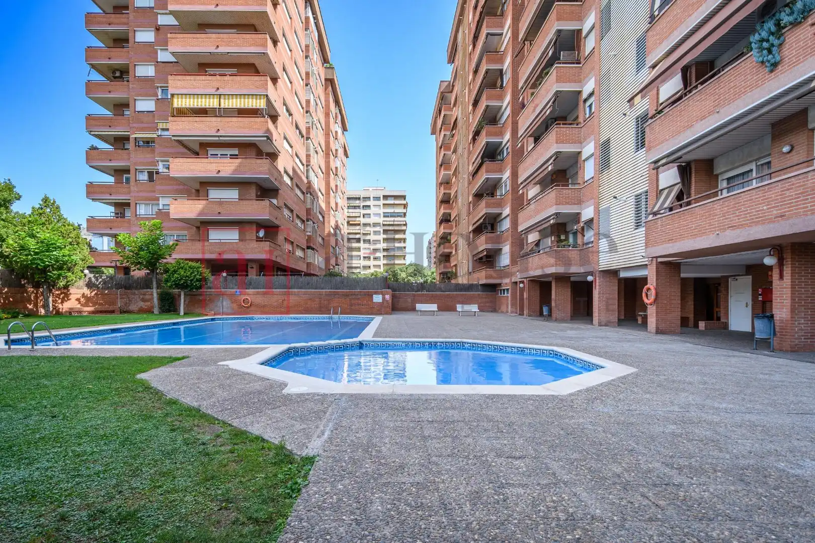 Appartamento con terrazza in vendita a Carretera de Collblanc