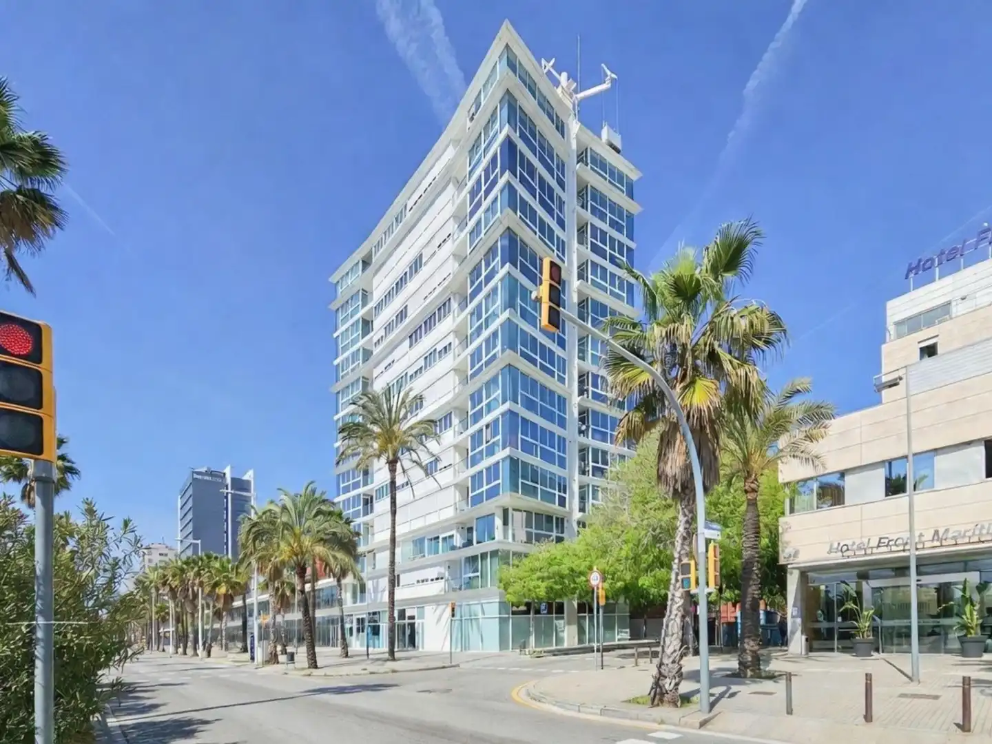 Außenansicht von Wohnung zum Verkauf in Barcelona mit Klimaanlage, Heizung und Balkon