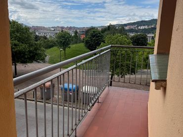 Appartamento con balcone in vendita a Goikosoloa Kalea