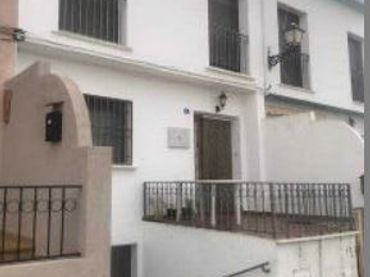 Casa en venta en Segura de la Sierra