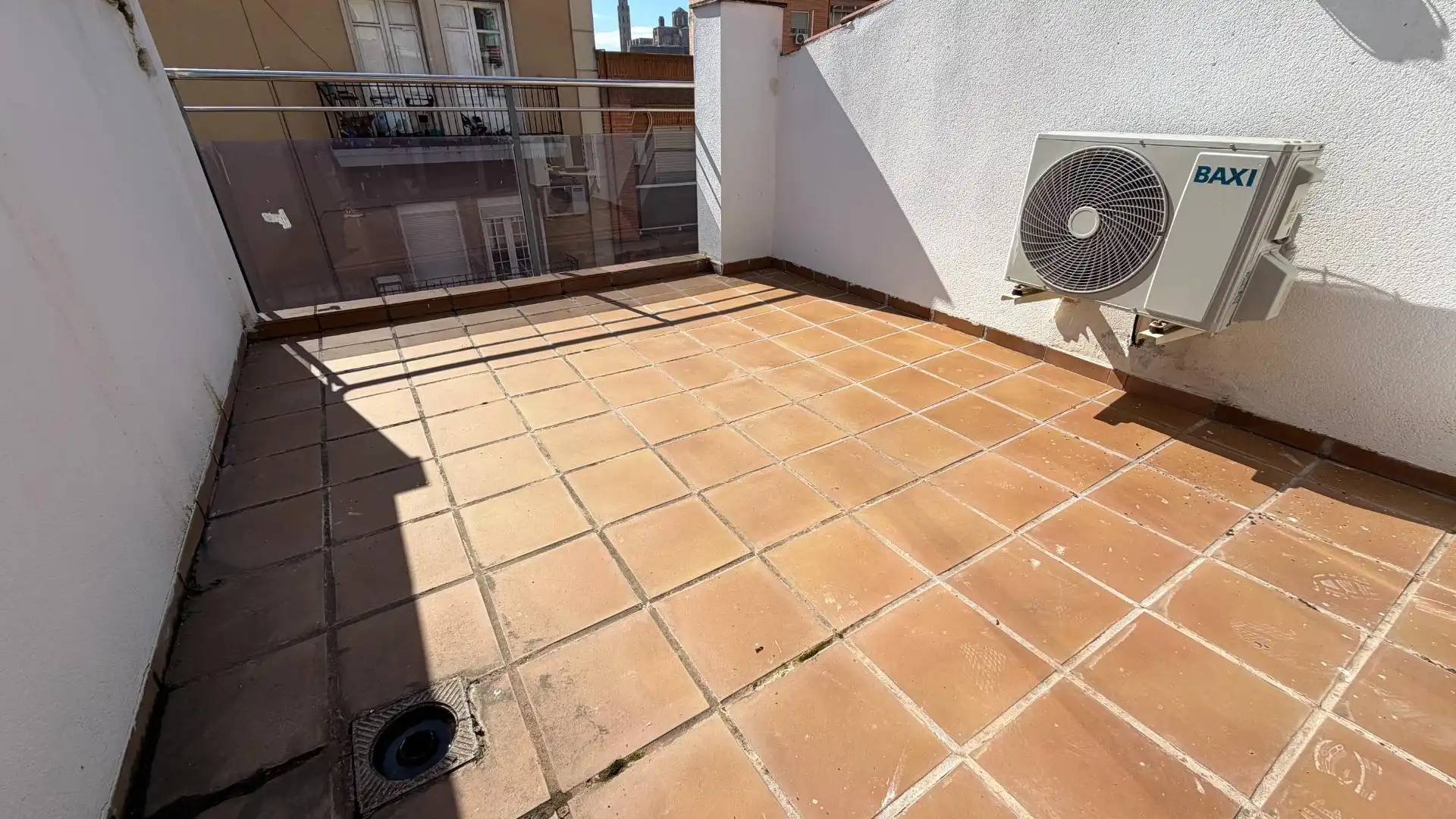 Terrasse von Dachboden zum Verkauf in  Lleida Capital mit Klimaanlage und Terrasse