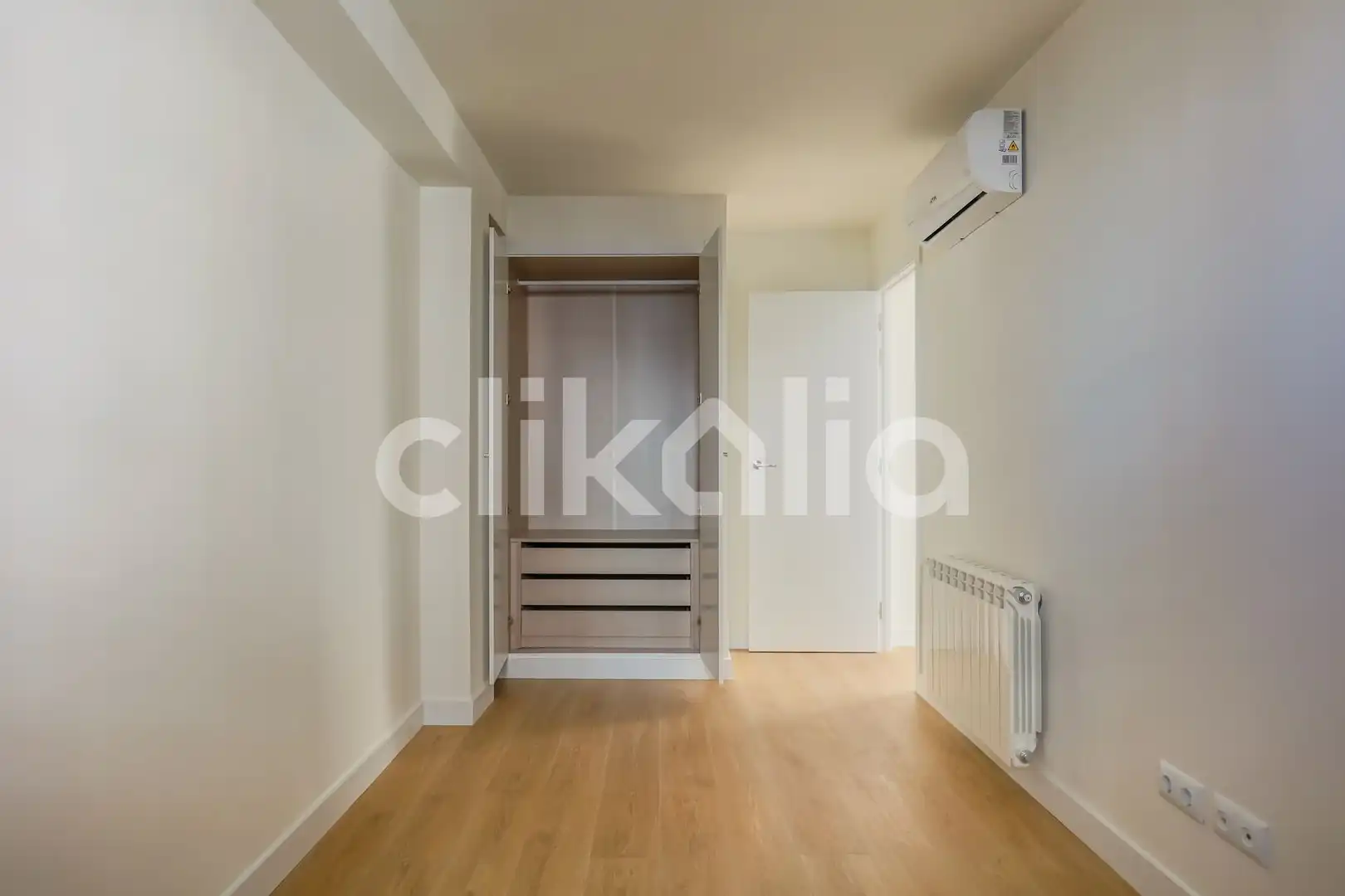 Habitación de Piso en venta en Madrid con Aire acondicionado, Calefacción y Terraza