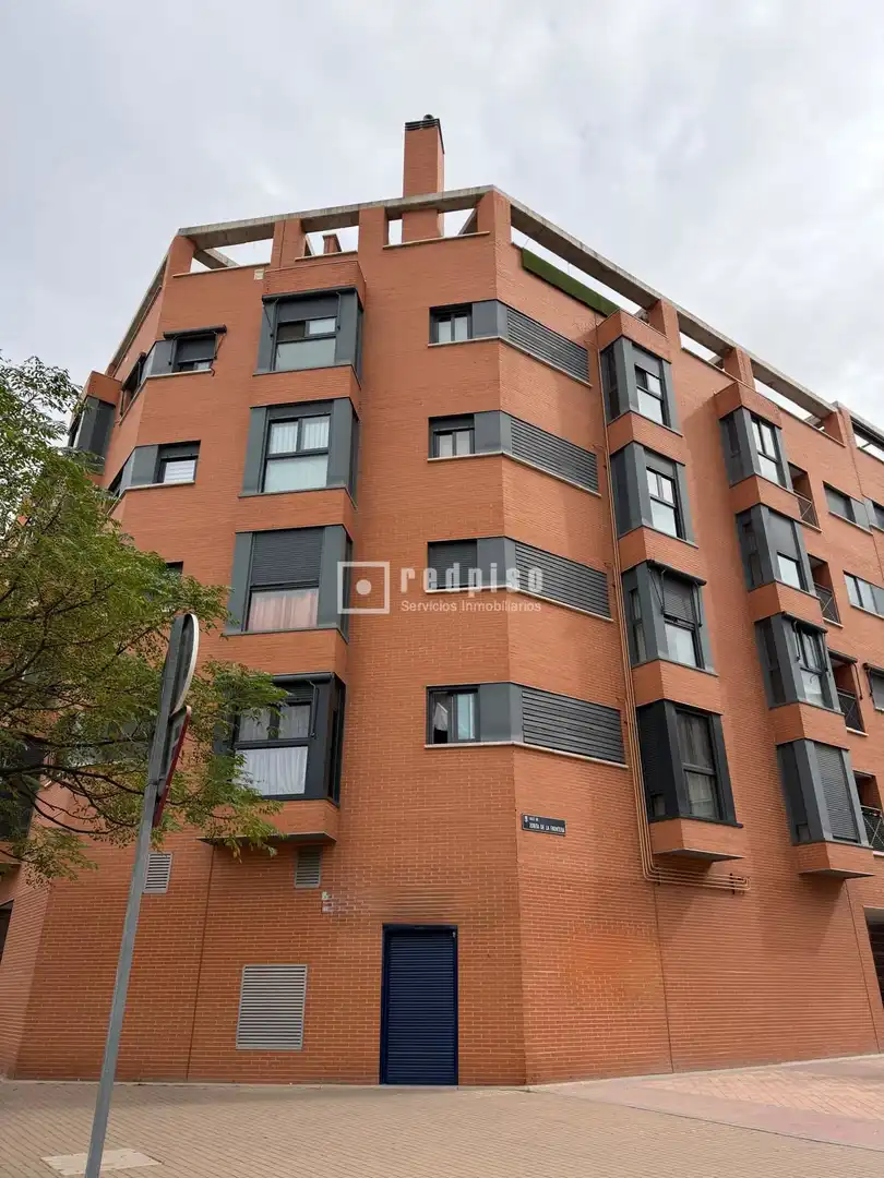Exterior view of Flat for sale in Villa de Vallecas
