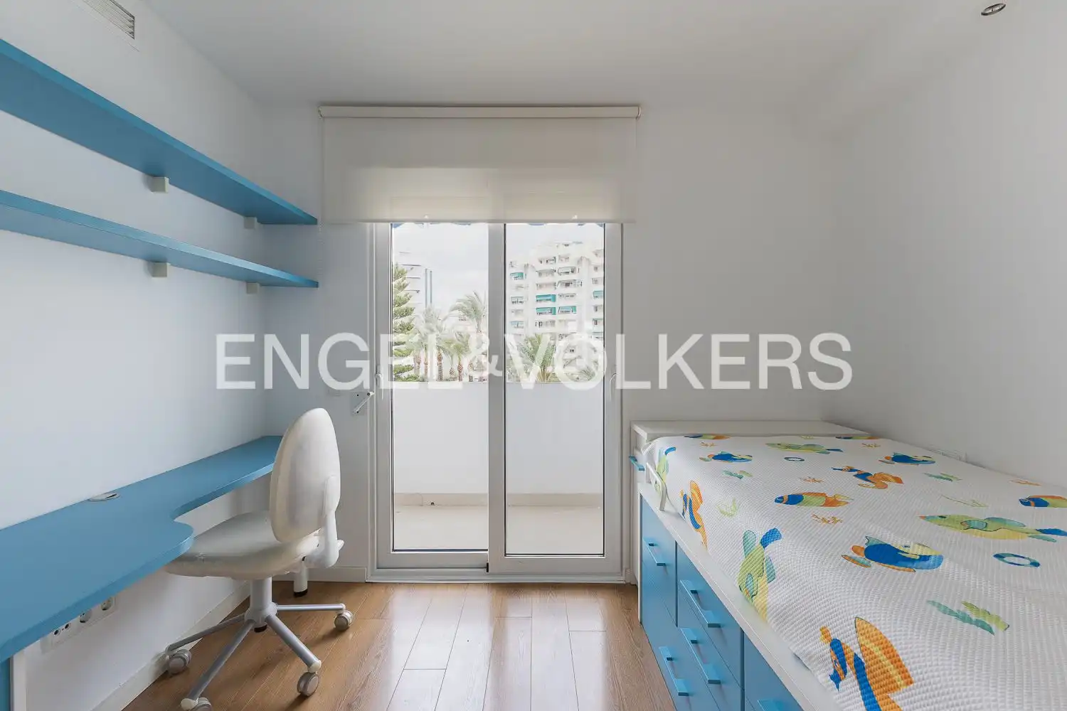 Piso con terraza en alquiler en Avinguda Neptuno, imagen 22