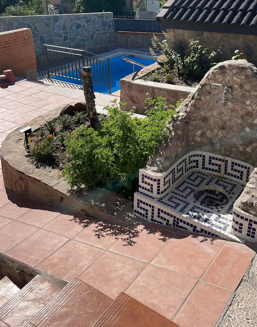 Terrassa de Casa o xalet en venda en Santa Cruz del Retamar amb Calefacció, Jardí privat i Terrassa