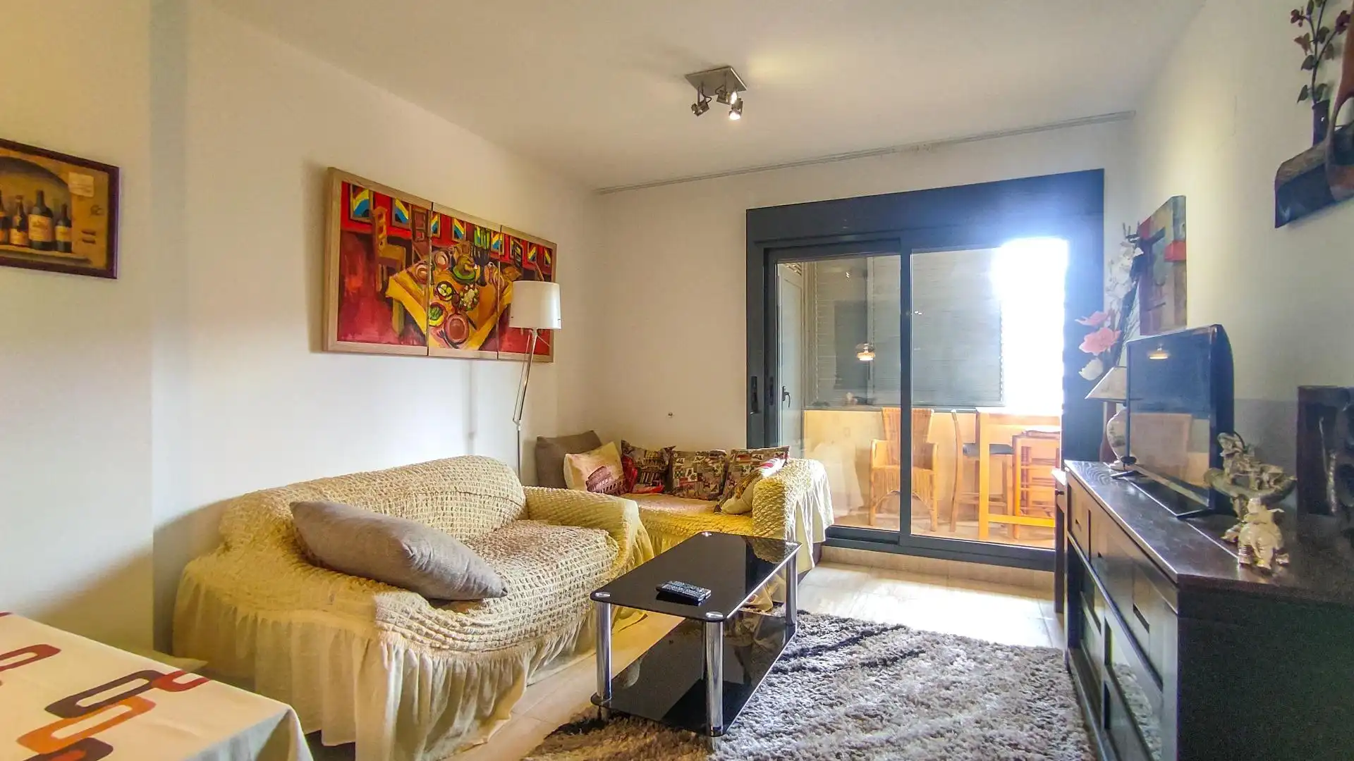 Sala d'estar de Apartament en venda en Villajoyosa / La Vila Joiosa amb Aire condicionat, Moblat i Piscina comunitària