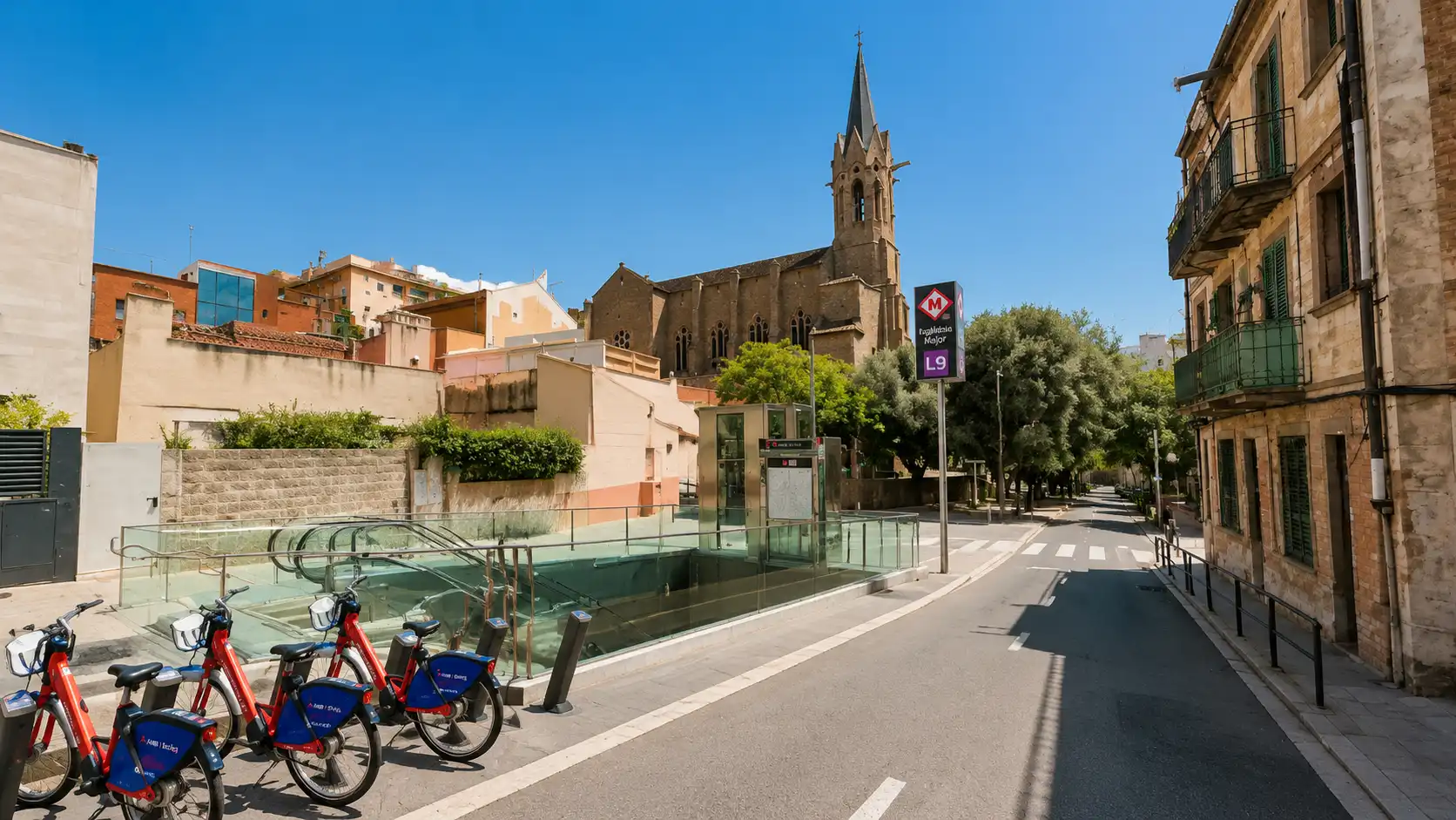 Exterior view of Flat for sale in Santa Coloma de Gramenet  with Balcony