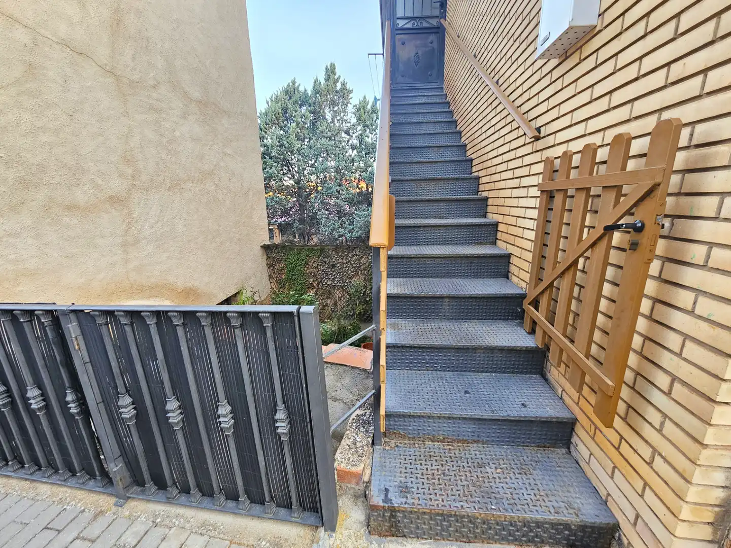 Vista exterior de Casa o chalet en venta en Arcos de Jalón con Aire acondicionado, Calefacción y Jardín privado