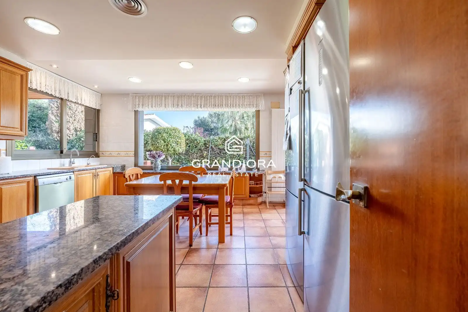 Detached house with pool for sale in Calle Llaüt, imagen 10