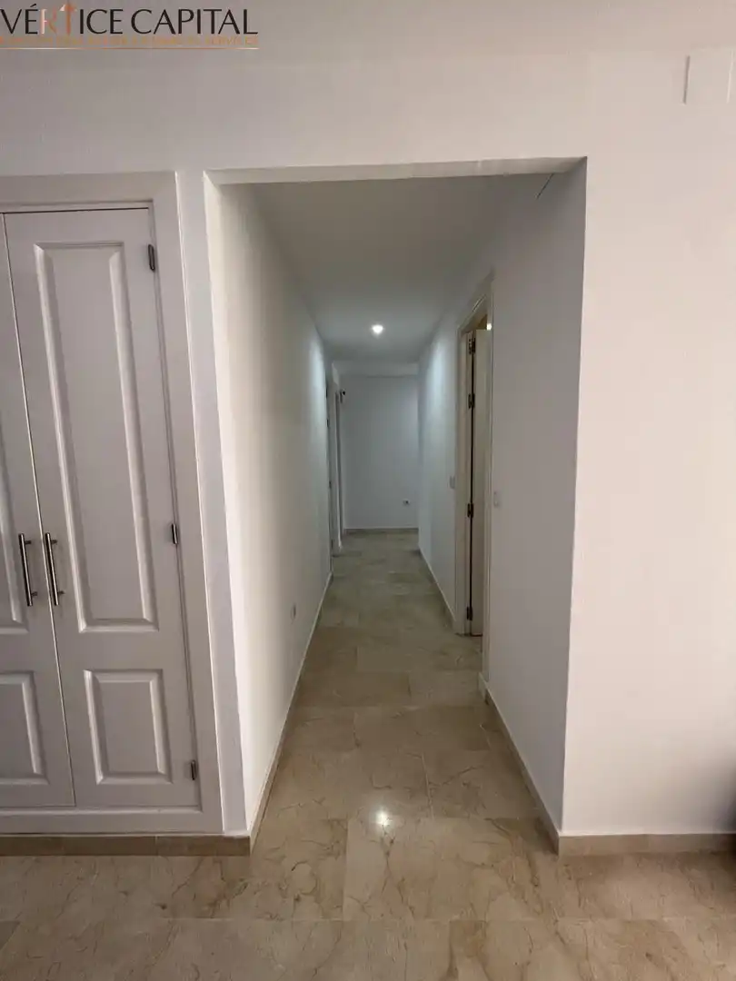 Piso en venta en Benalmádena con Aire acondicionado, Terraza y Alarma