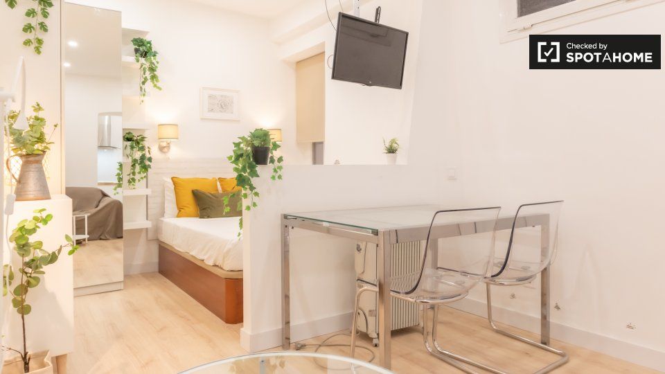 Flat to rent in Argüelles