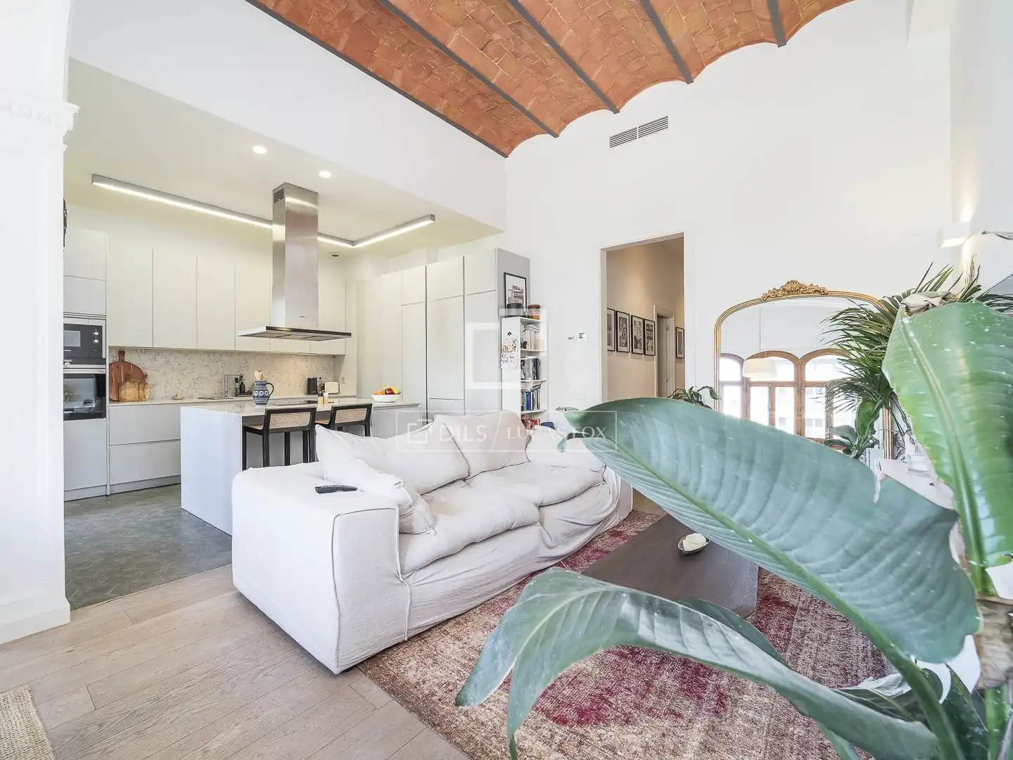 Vista exterior de Piso en venta en Barcelona con Aire acondicionado, Terraza y Balcón