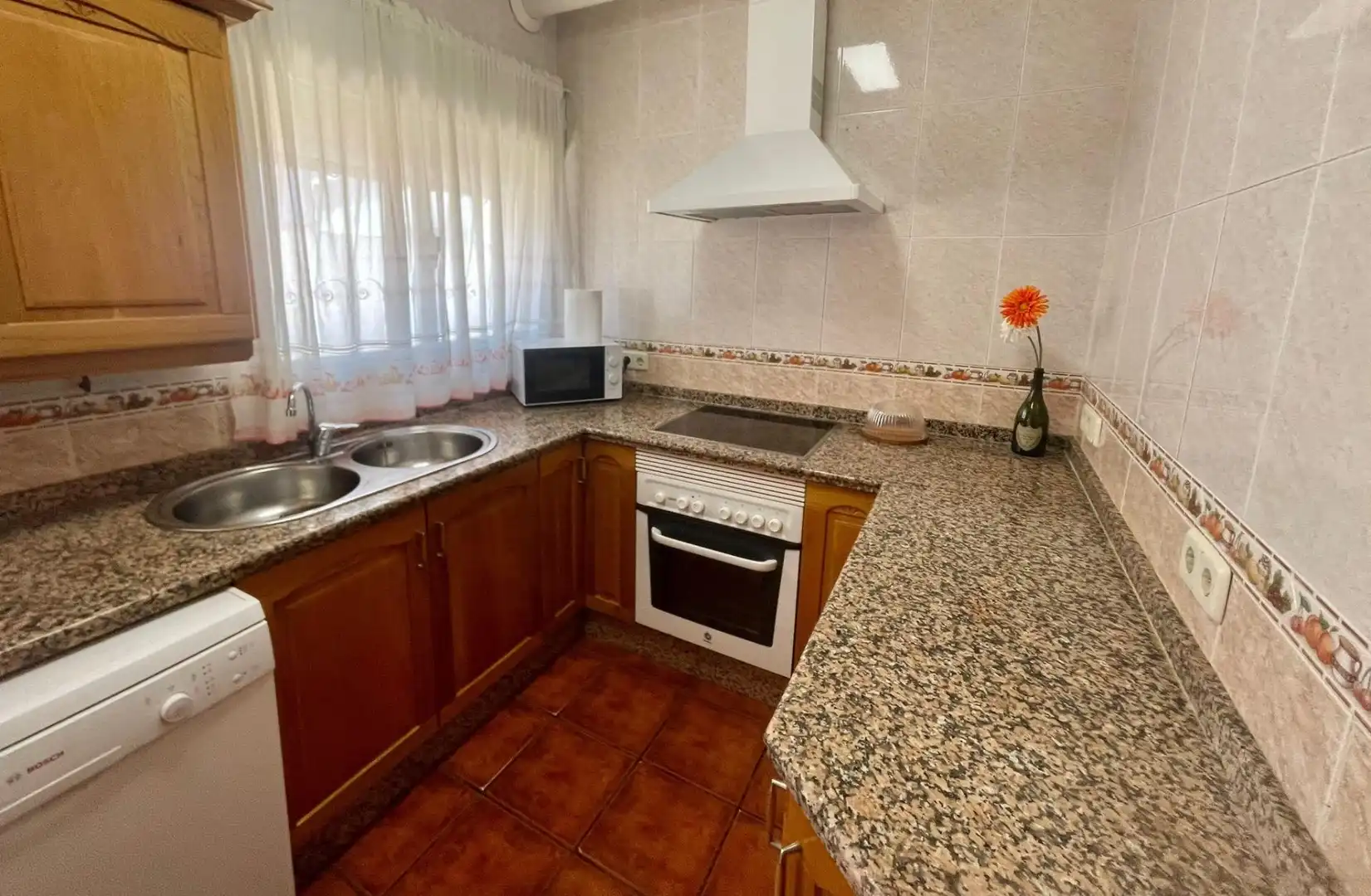 Cocina de Casa o chalet de alquiler en Rincón de la Victoria con Terraza, Trastero y Amueblado