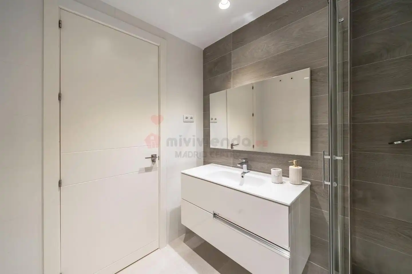 Piso con terraza en venta en Calle de Pérez Galdós, imagen 39