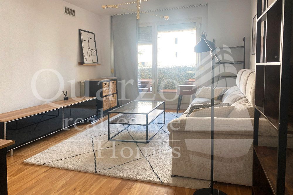 Sala de estar de Piso en venta en  Madrid Capital con Aire acondicionado, Calefacción y Terraza