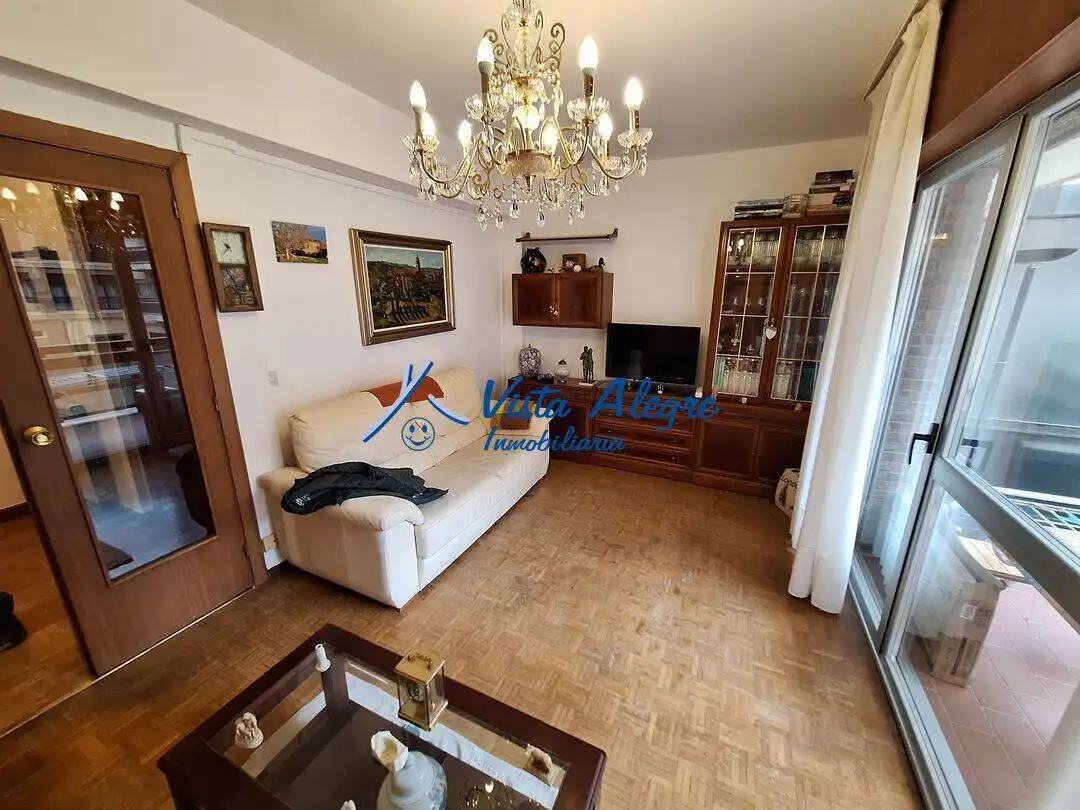 Wohnzimmer von Wohnung zum Verkauf in Haro mit Heizung, Terrasse und Möbliert
