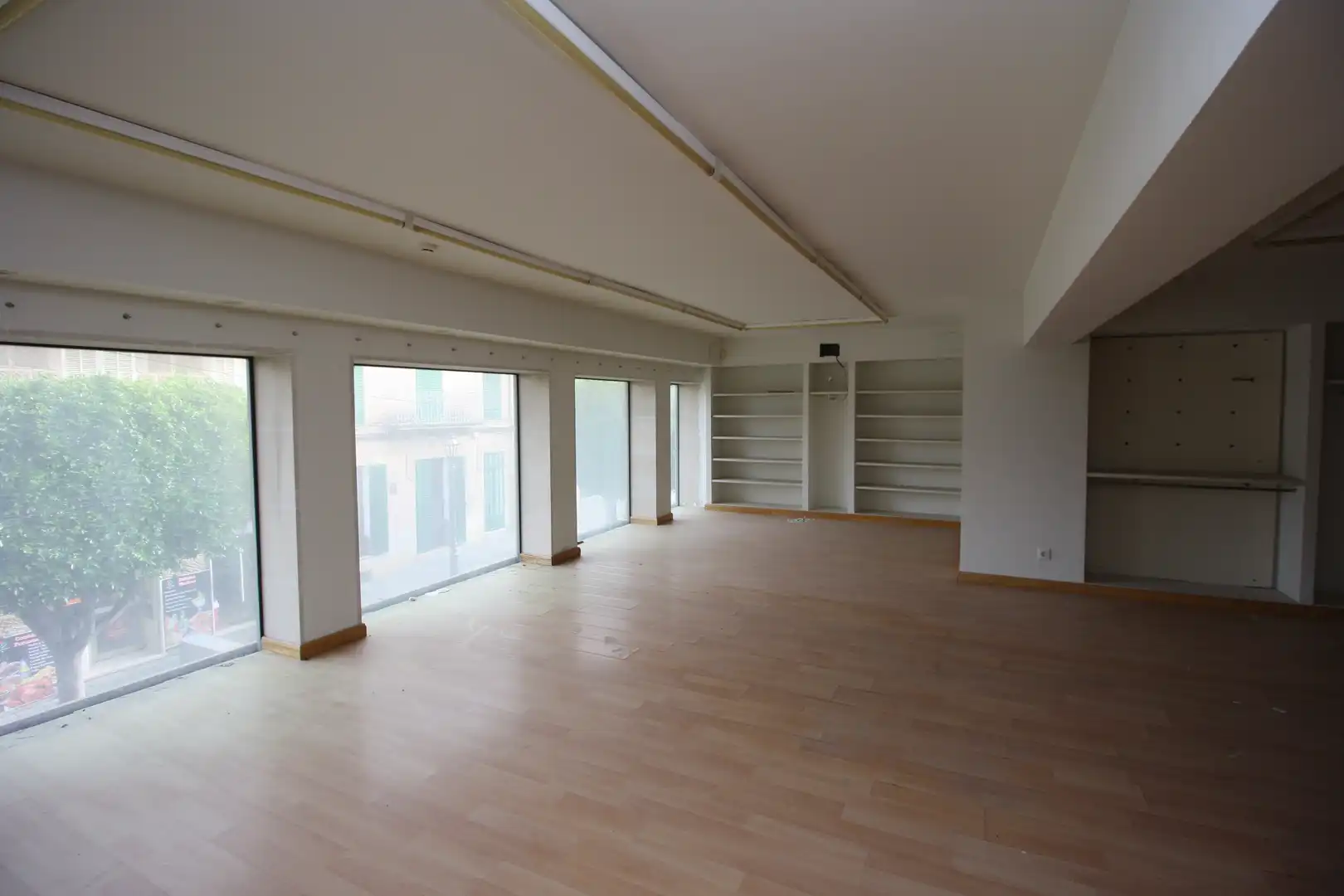 Local comercial en venda a Gran Via de Colom, imagen 18