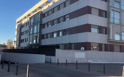 Exterior view of Flat for sale in Burgos Capital  with Heating, Parquet flooring and Terrace