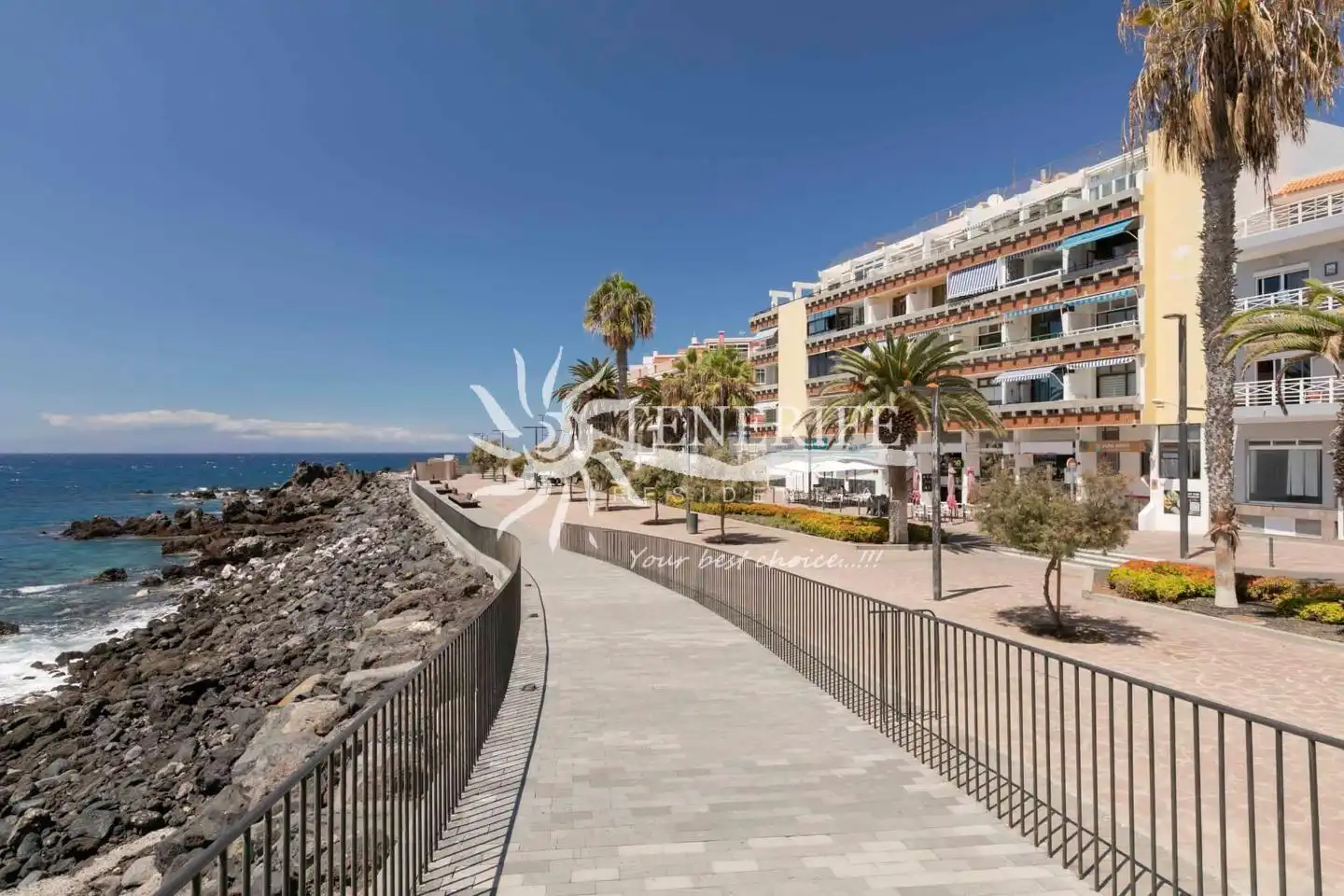 Vista exterior de Piso en venta en Guía de Isora con Aire acondicionado y Terraza