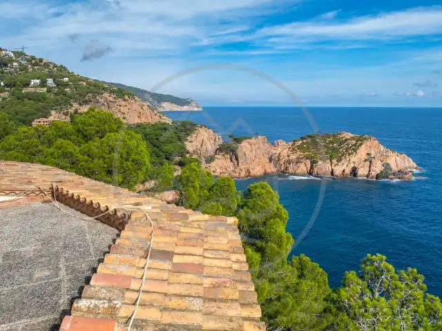 Außenansicht von Haus oder Chalet zum Verkauf in Palafrugell mit Klimaanlage, Heizung und Privatgarten