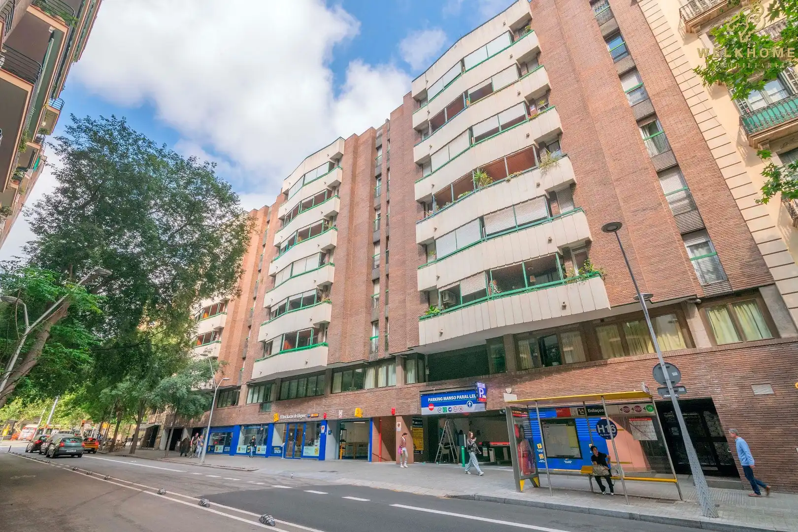Vista exterior de Àtic en venda en Barcelona amb Aire condicionat, Calefacció i Terrassa