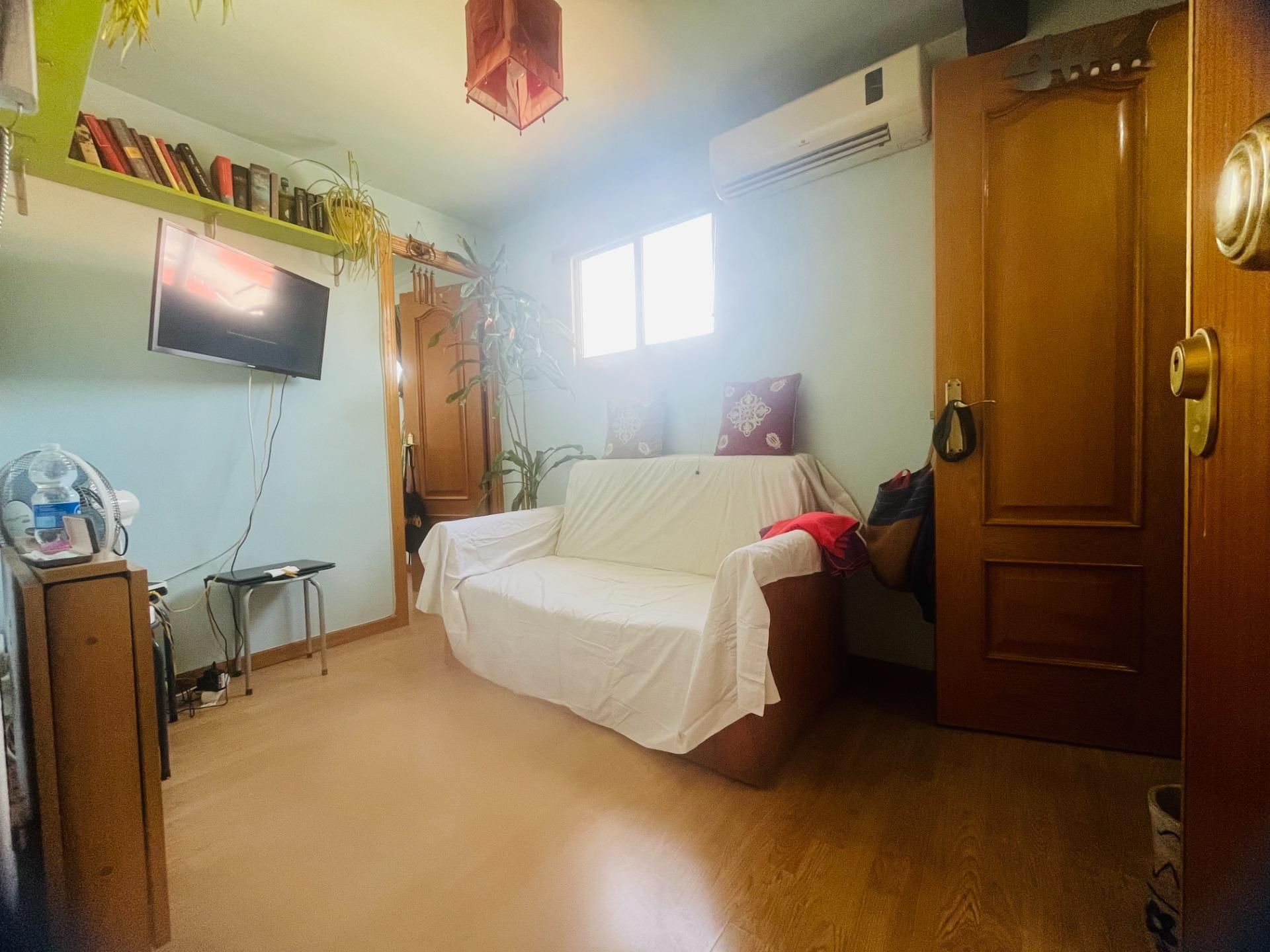 Living room of Apartment for sale in  Madrid Capital  with Air Conditioner and Heating