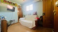 Sala d'estar de Apartament en venda en  Madrid Capital amb Aire condicionat i Calefacció