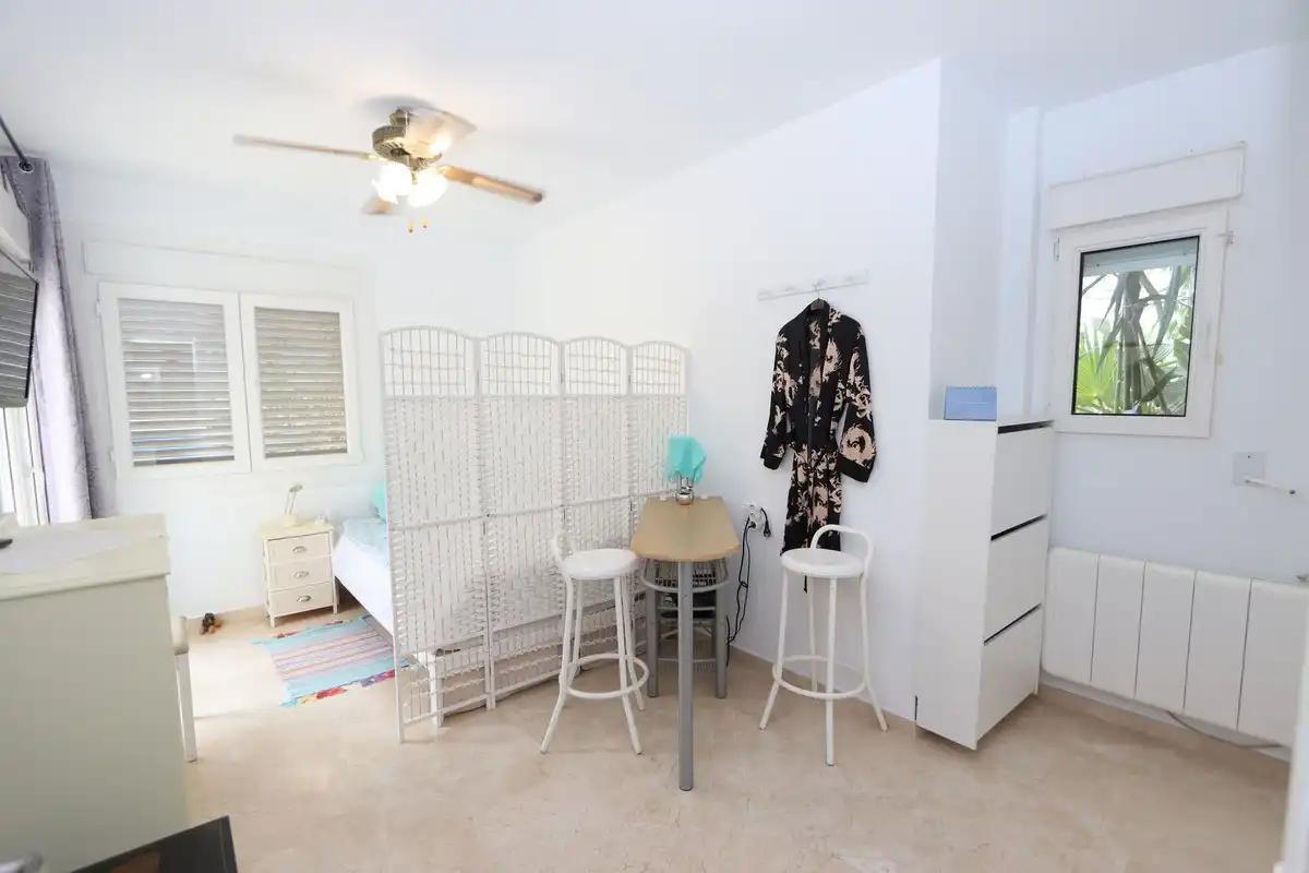 Habitación de Casa o chalet en venta en Alicante / Alacant con Aire acondicionado, Jardín privado y Terraza