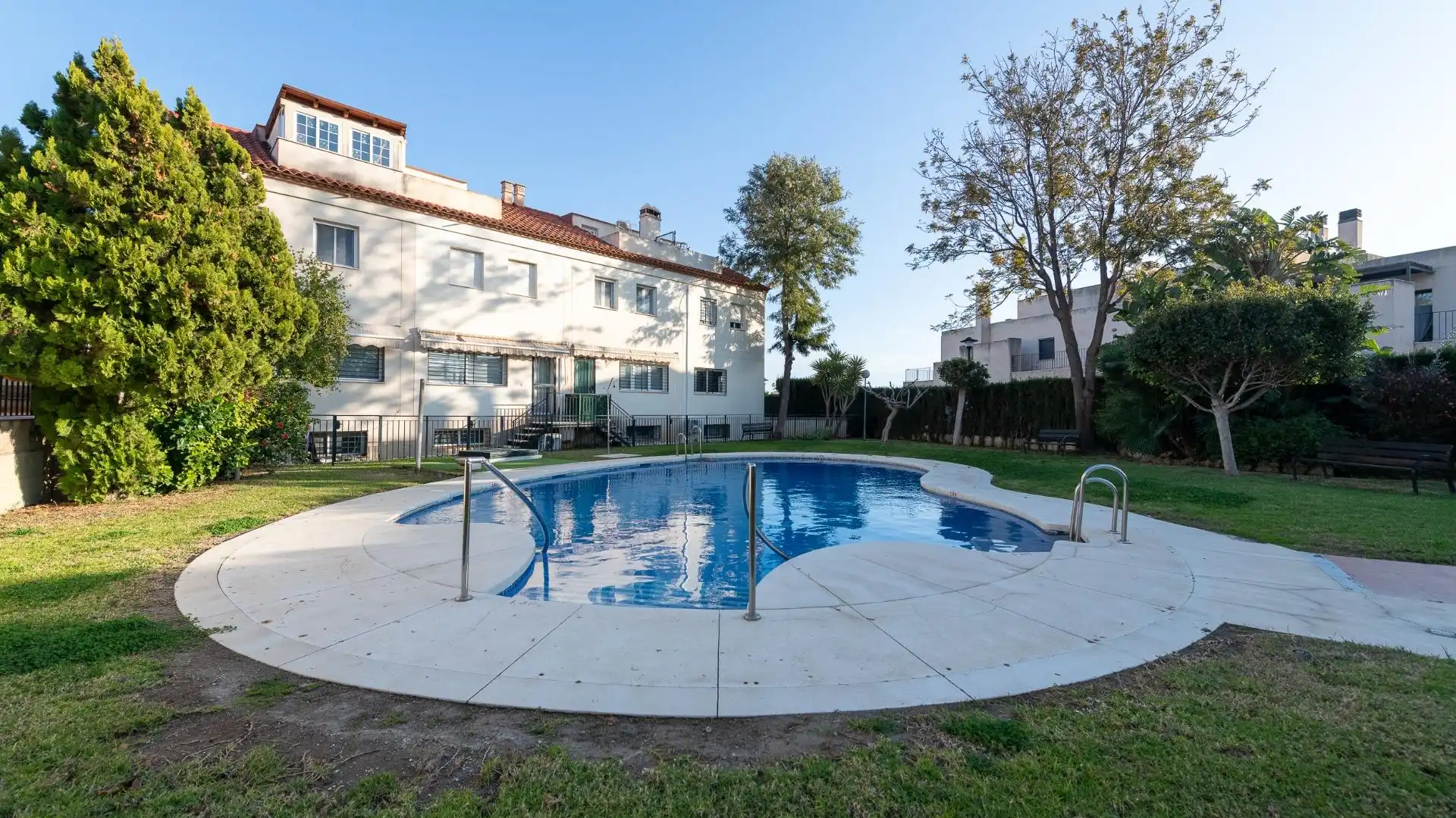 Piscina de Casa adosada en venta en Rincón de la Victoria con Aire acondicionado, Jardín privado y Piscina comunitaria