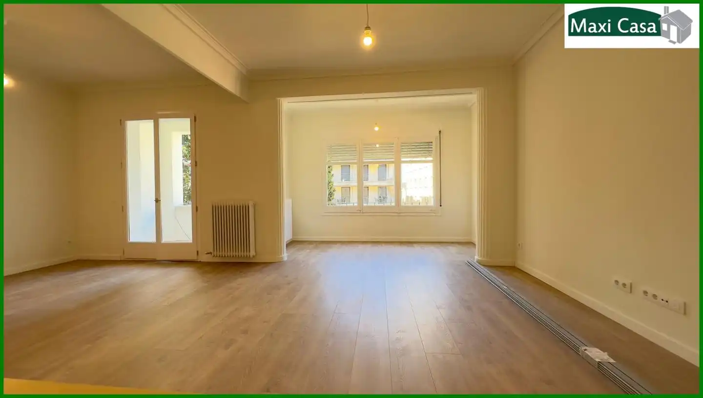Sala d'estar de Pis de lloguer en Barcelona amb Aire condicionat i Terrassa