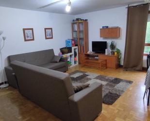 Living room of Flat to rent in  Pamplona / Iruña  with Heating
