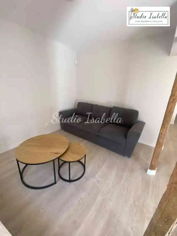 Living room of Flat for share in Toledo  with Air Conditioner, Heating and Furnished
