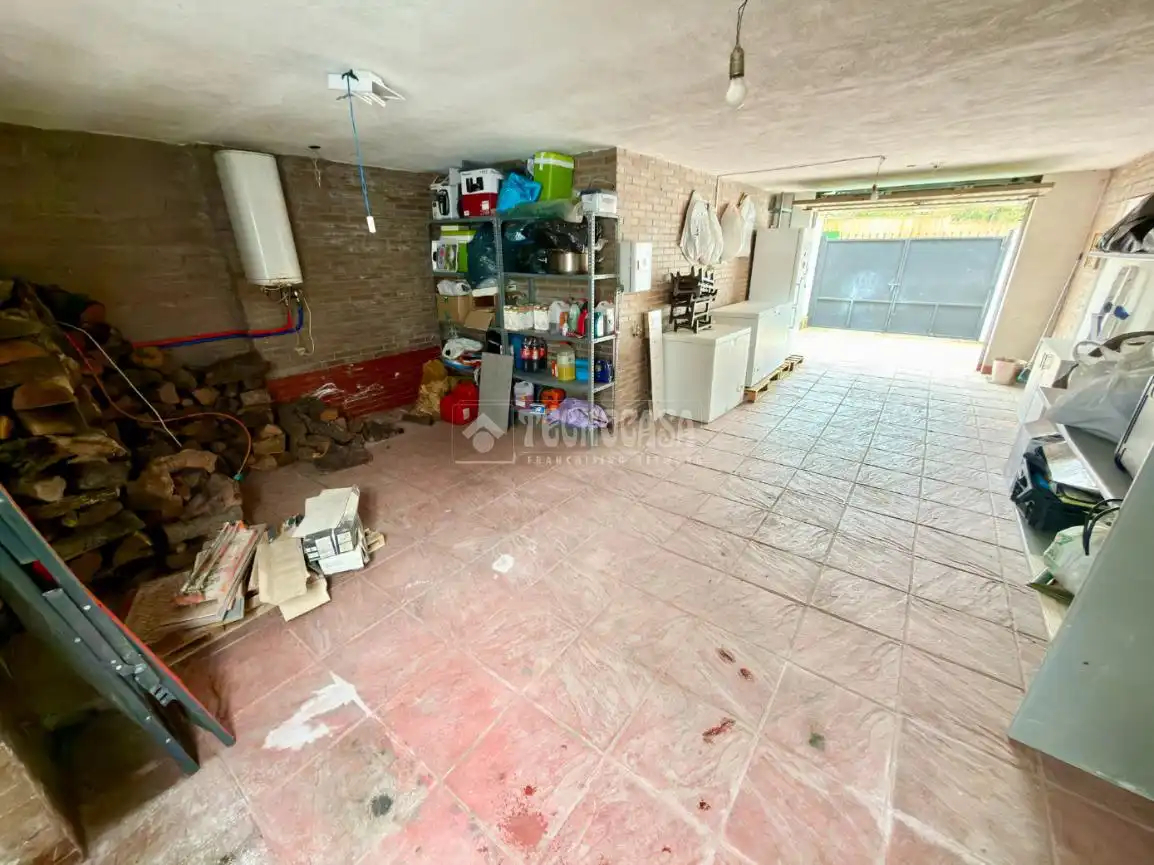 Casa adosada en venda en Valdeaveruelo amb Aire condicionat i Calefacció