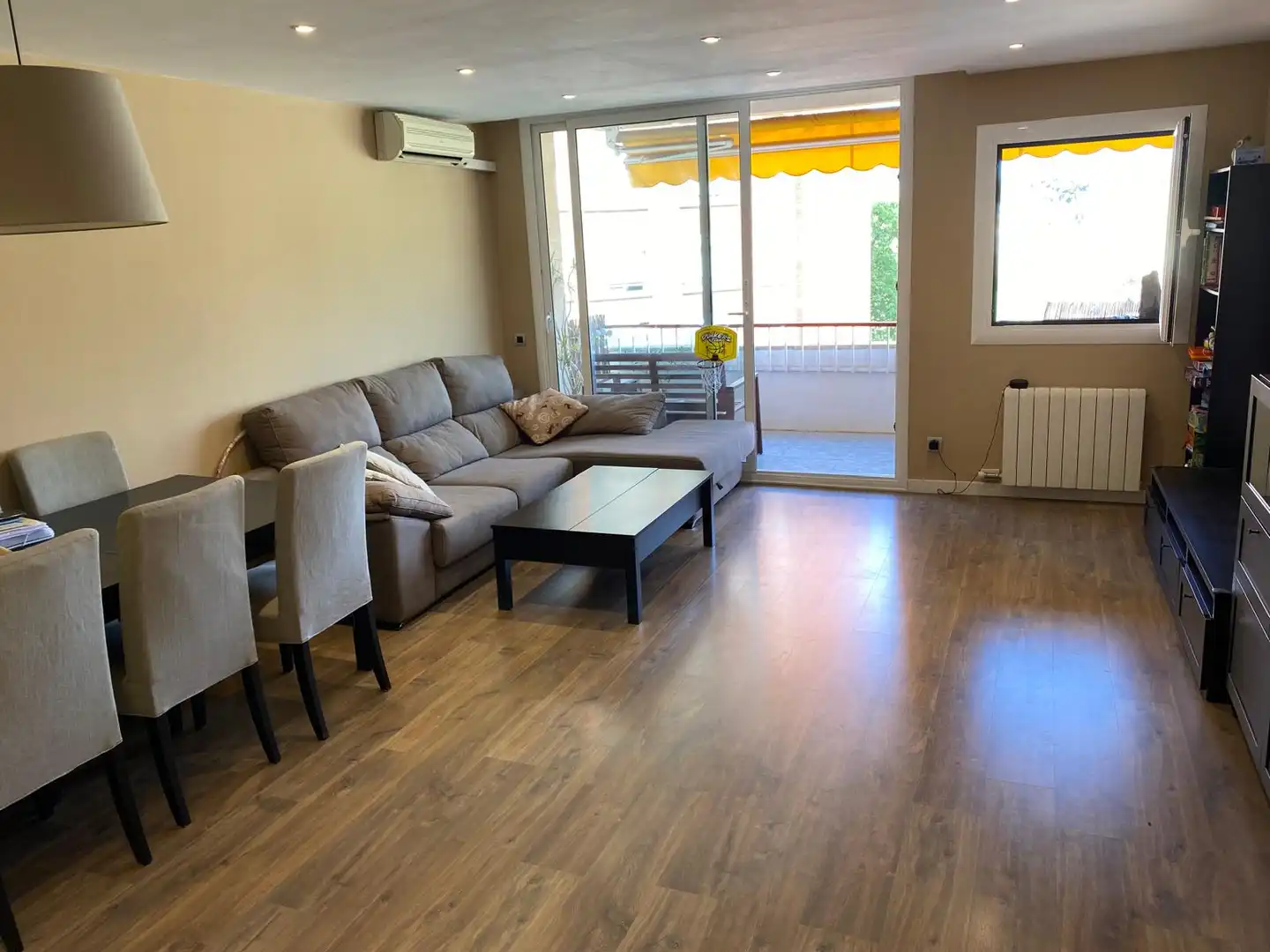 Wohnung zur Miete in Carrer d'Arístides Maillol, 10, La Maternitat i Sant Ramon