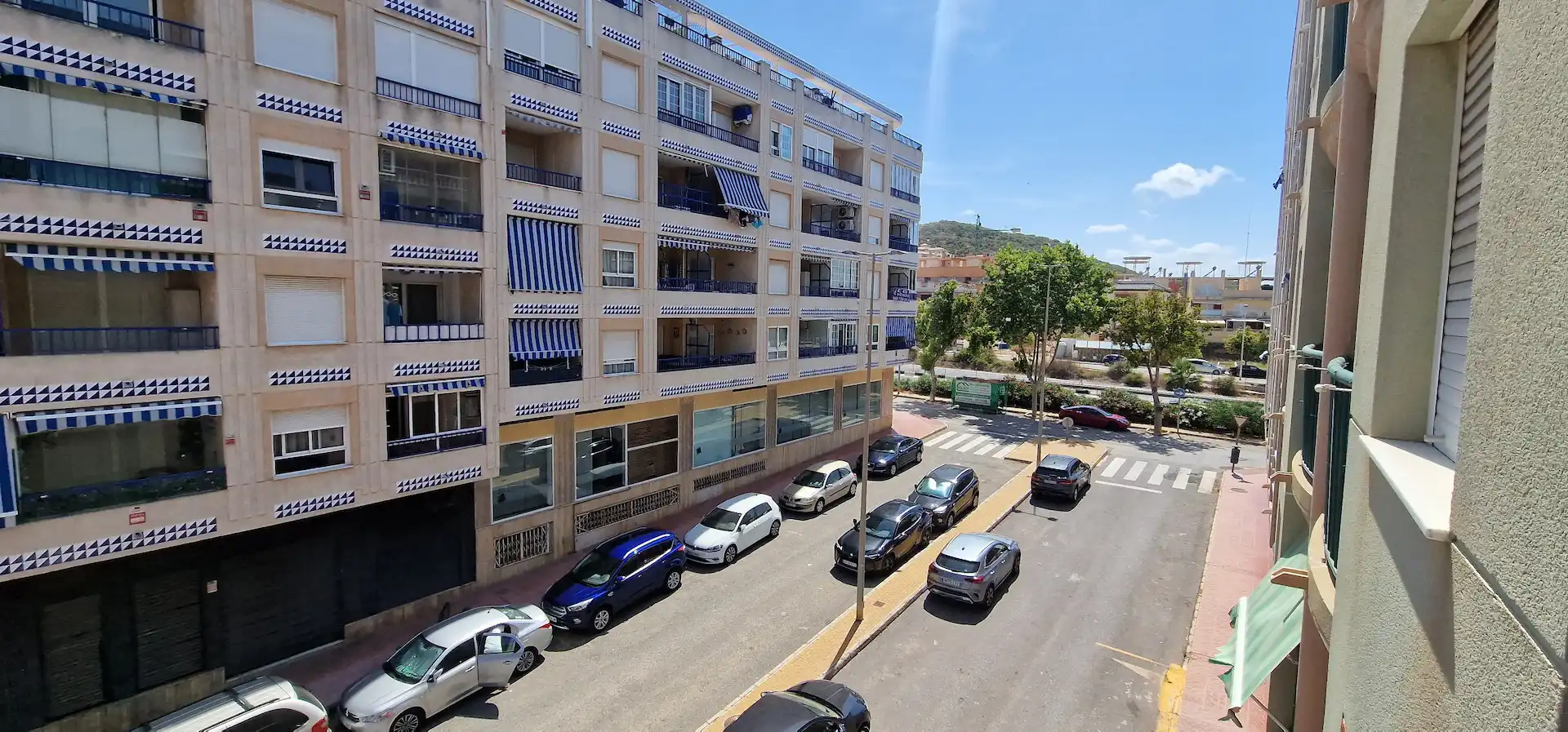 Vista exterior de Apartament de lloguer en Guardamar del Segura amb Aire condicionat, Calefacció i Moblat
