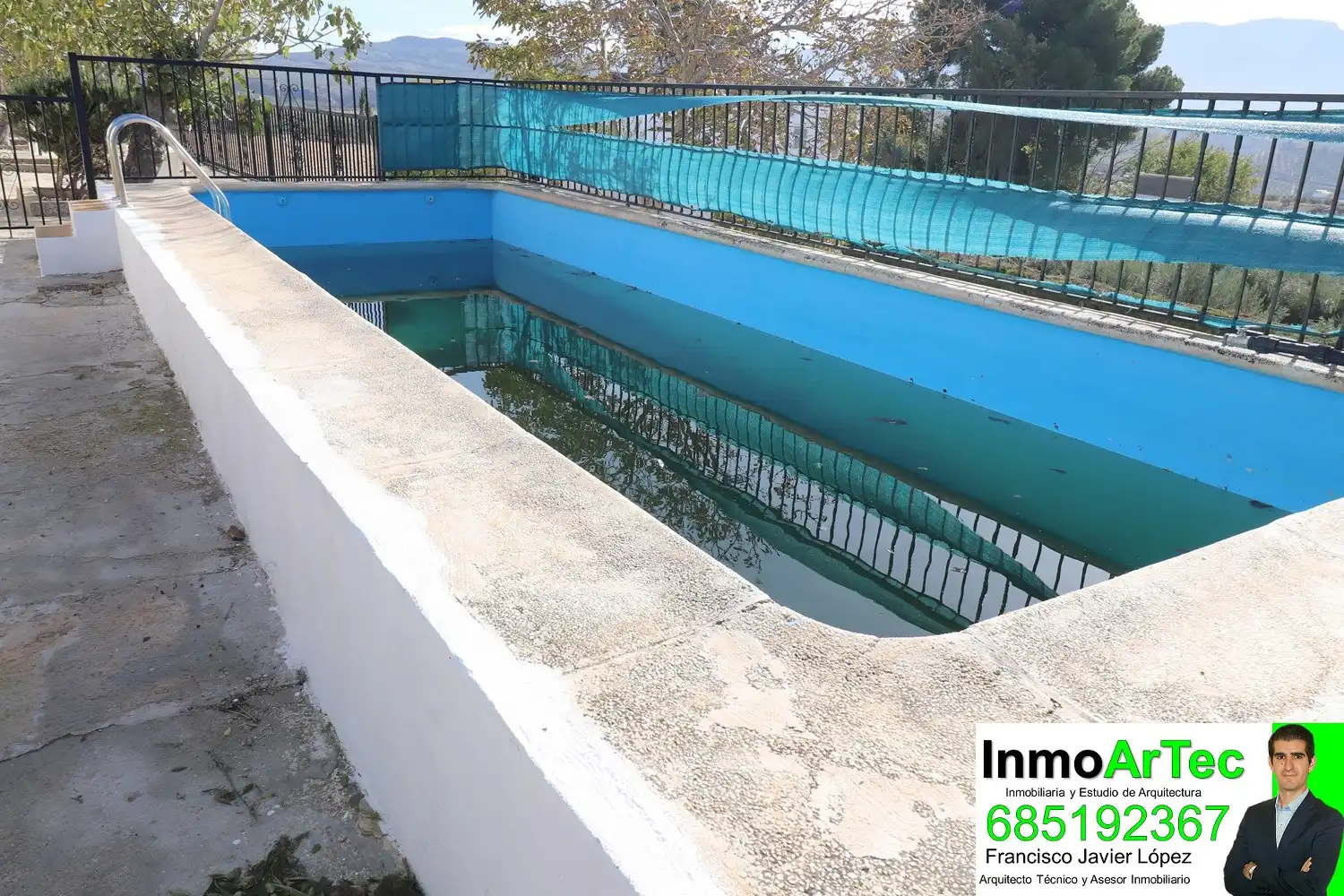 Piscina de Finca rústica en venda en Iznalloz amb Jardí privat, Terrassa i Piscina